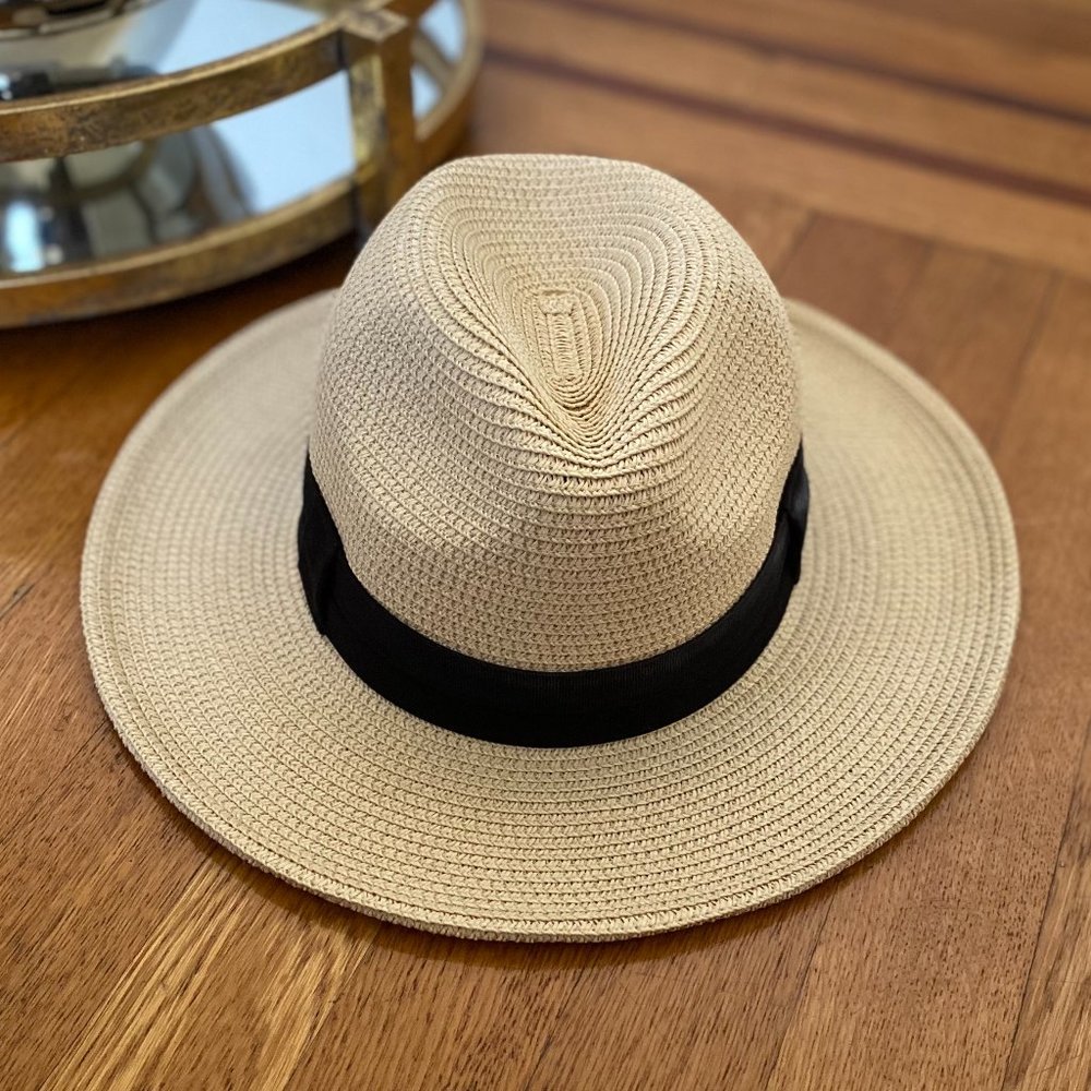 Straw fedora sun hat